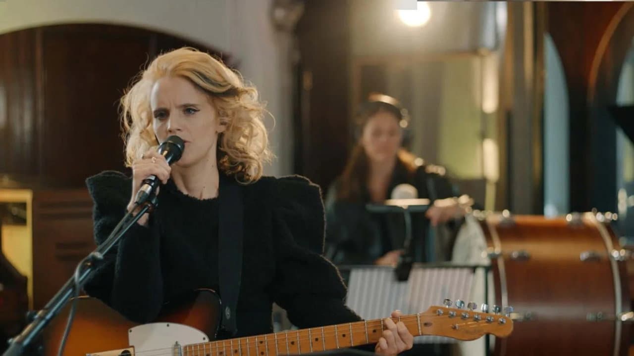 Tribute to David Bowie - Heroes Never Die