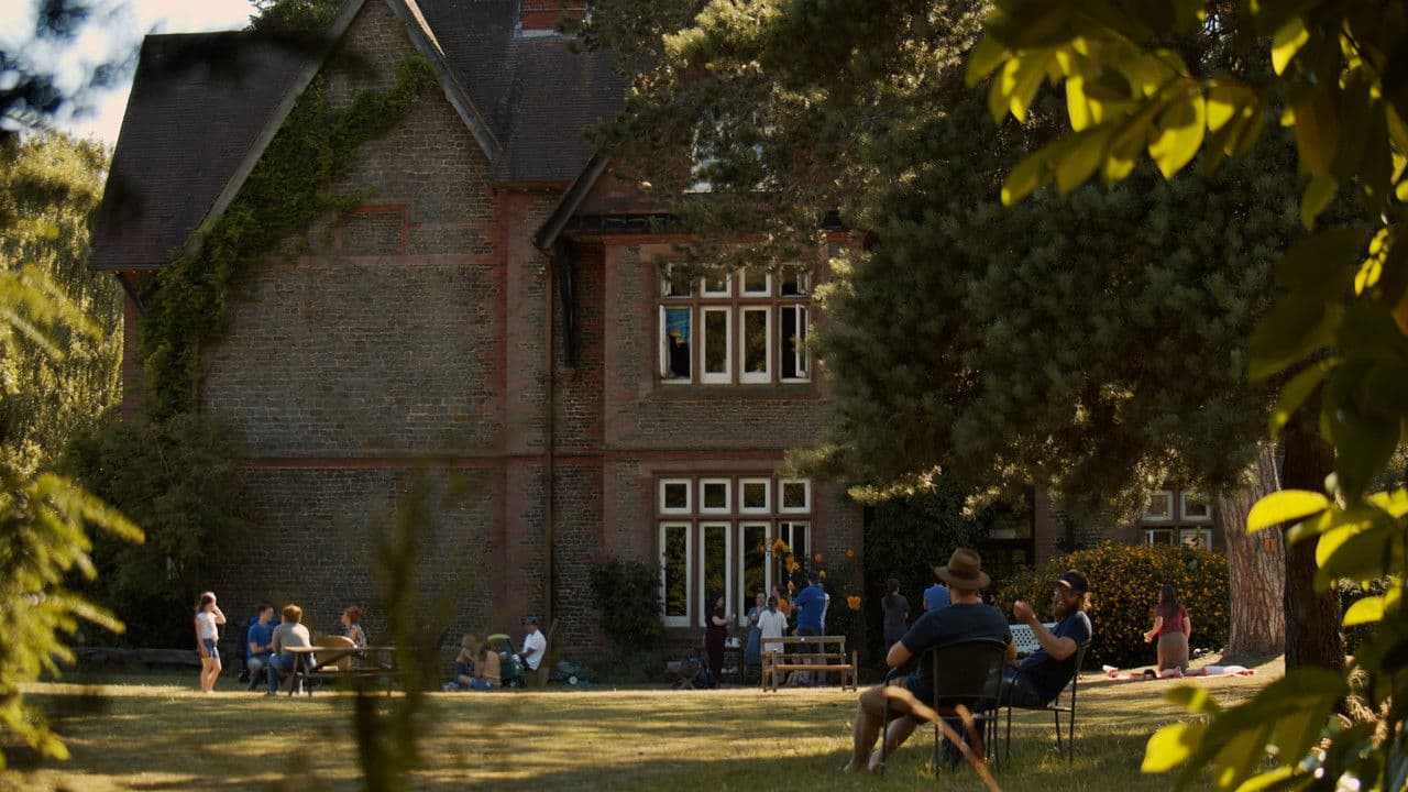 A Kingdom of Tea & Strangers